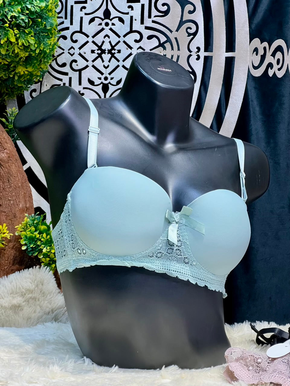 Seamless Padded Lace Bra