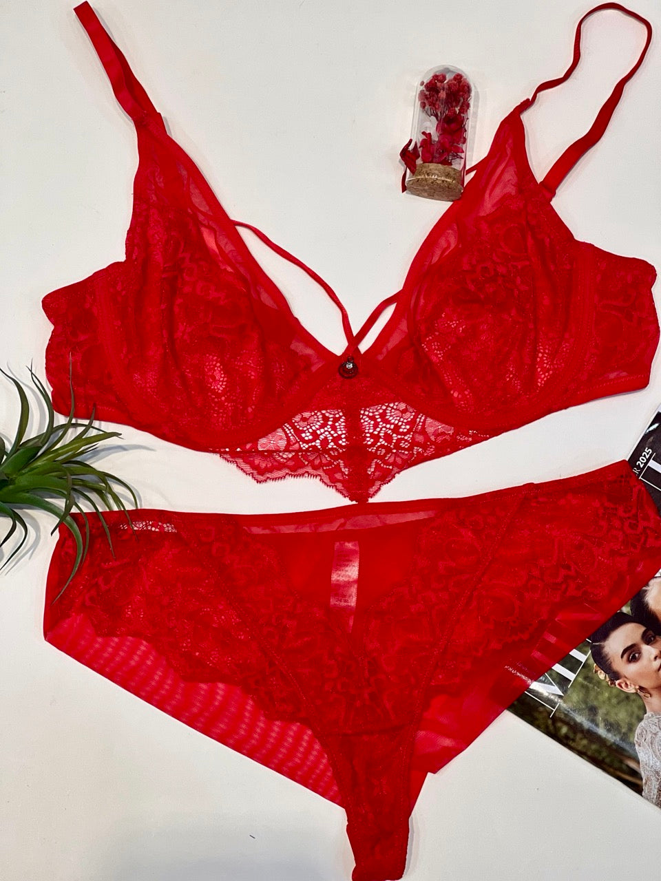 ✨ Alluring Lace Lingerie Set (Bra & Panty)