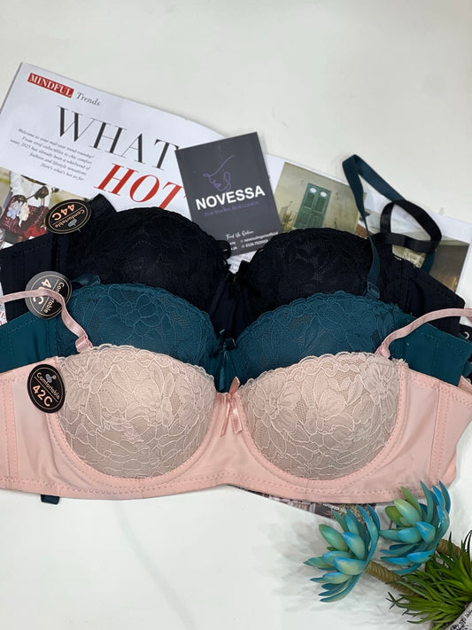 Lace Charm Full-Coverage  Wired Padded Bra