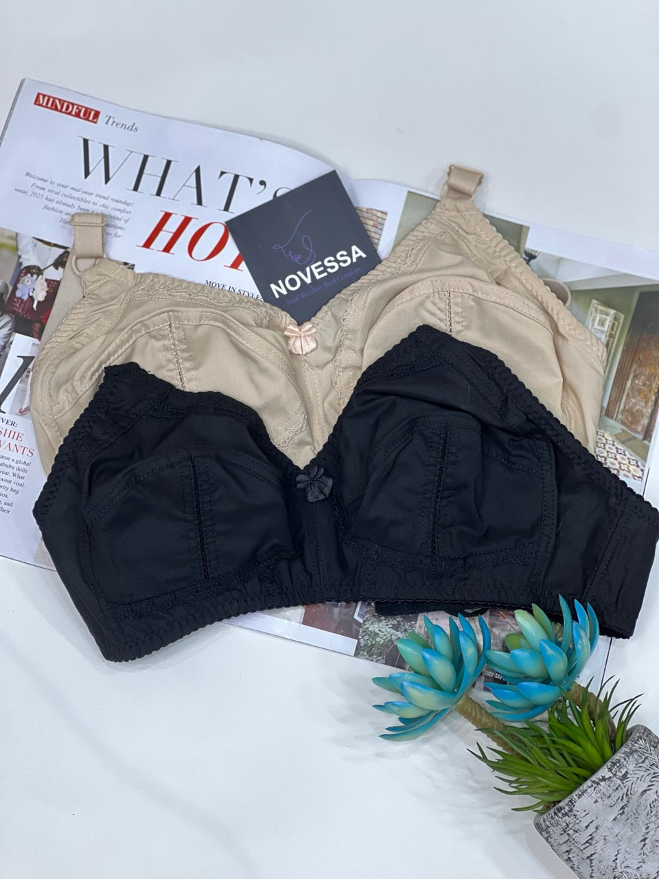 Elegant Lacy Non-Wired Everyday Bra