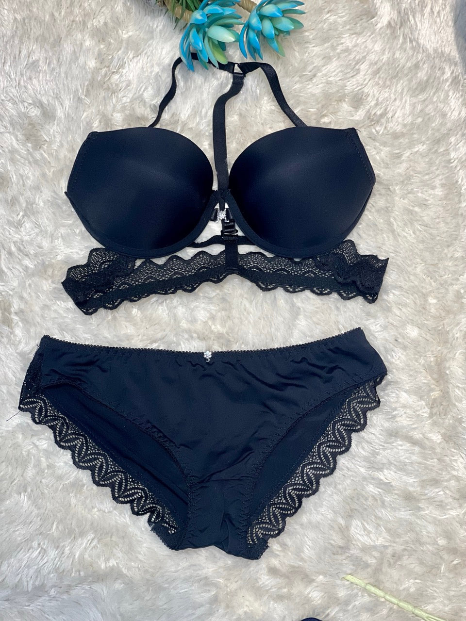 Pink Padded Bra with Lace & Triple Strap Back – Front Closure Push-Up Style