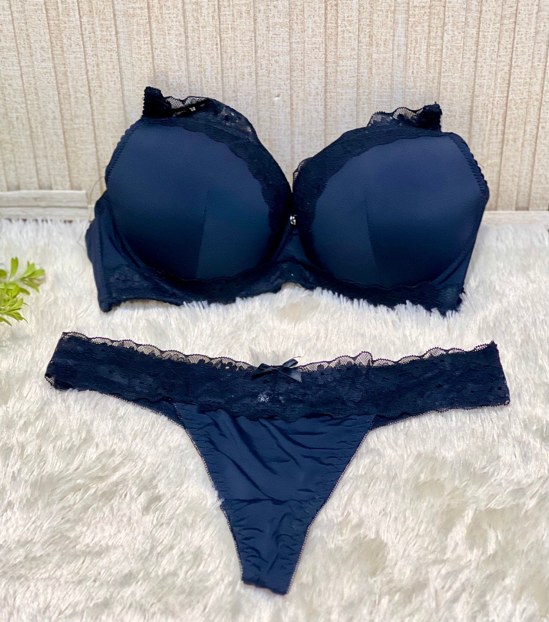 Luxury Lace Bra & Panty Set – Padded Comfort with Elegant Lace Design