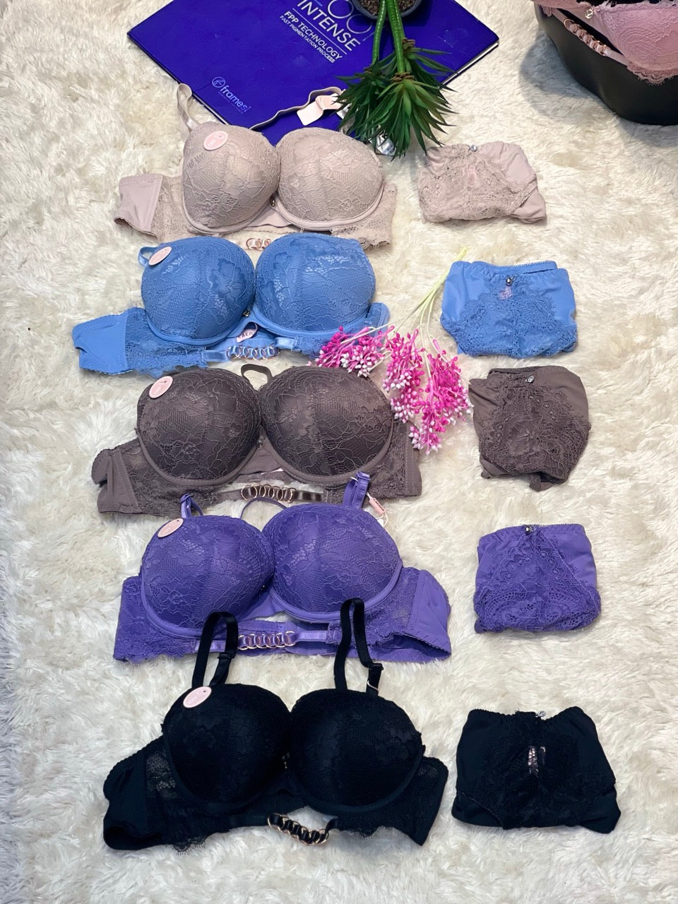 Full Lace Bra & Panty Set – Elegant Comfort in Multiple Colors