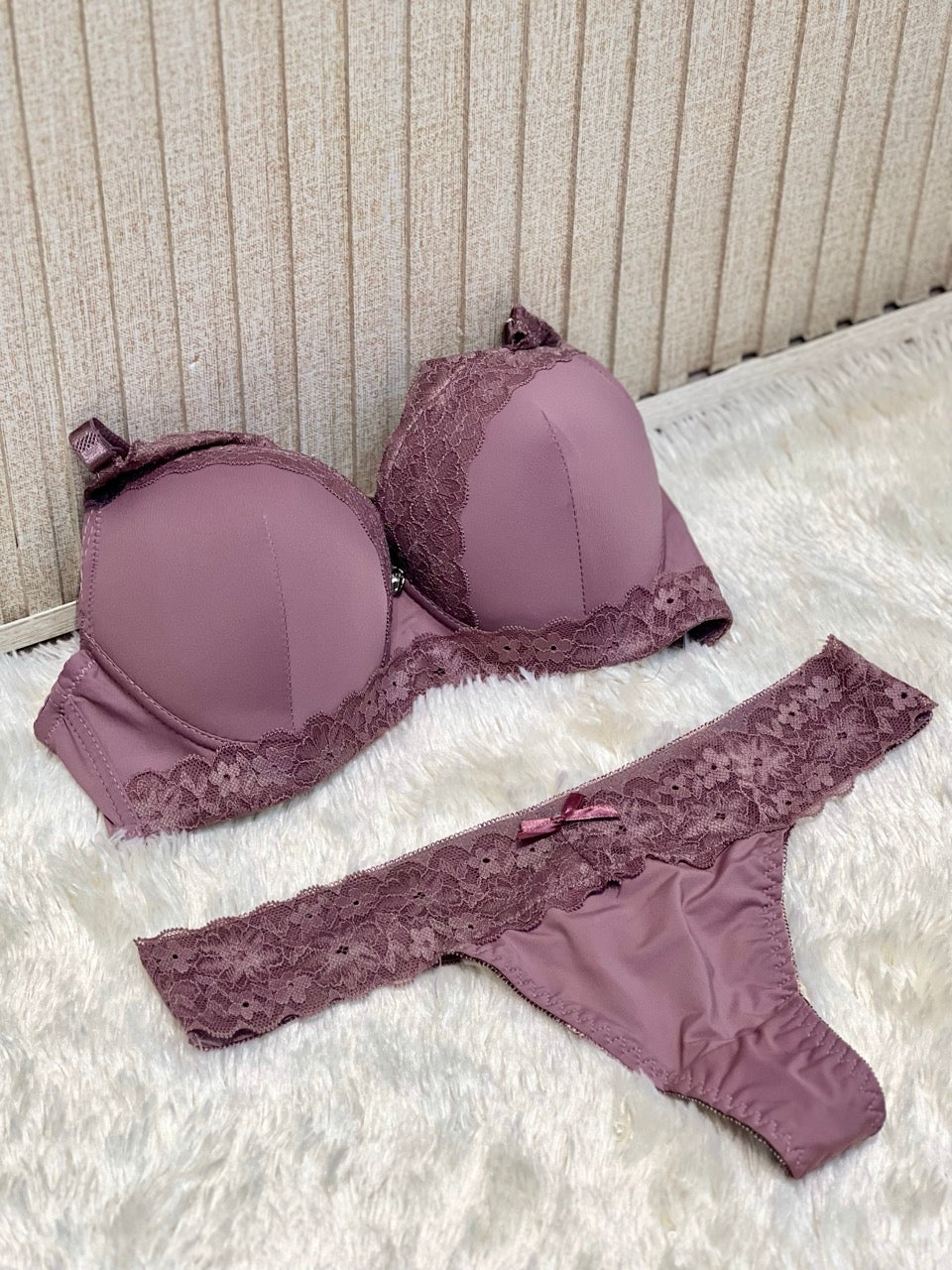Luxury Lace Bra & Panty Set – Padded Comfort with Elegant Lace Design